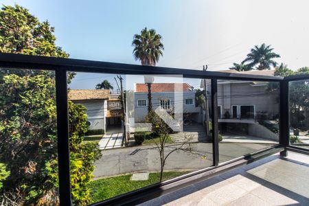 Casa de condomínio à venda com 651m², 4 quartos e 6 vagas Casa de condomínio à venda com 651m², 4 quartos e 6 vagasVista do Quarto 3