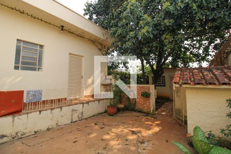 Casa à venda com 367m², 2 quartos e 2 vagasÁrea Externa