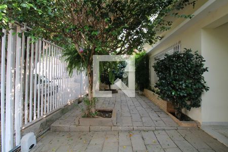 Casa à venda com 367m², 2 quartos e 2 vagasÁrea Externa