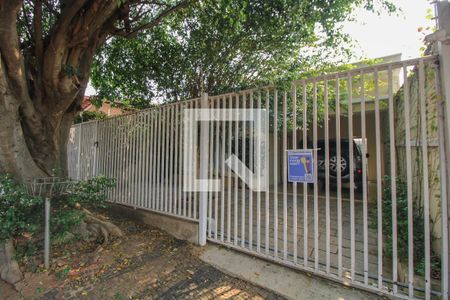 Casa à venda com 367m², 2 quartos e 2 vagasPlaquinha