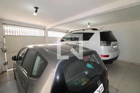 Casa à venda com 172m², 4 quartos e 2 vagasGaragem