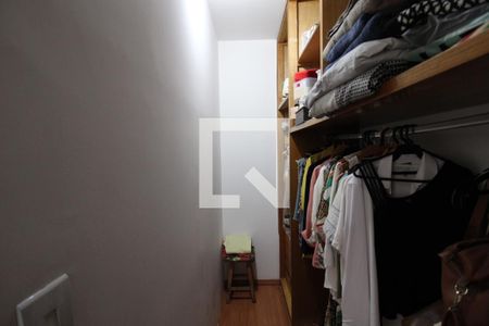 Casa à venda com 172m², 4 quartos e 2 vagasQuarto 2