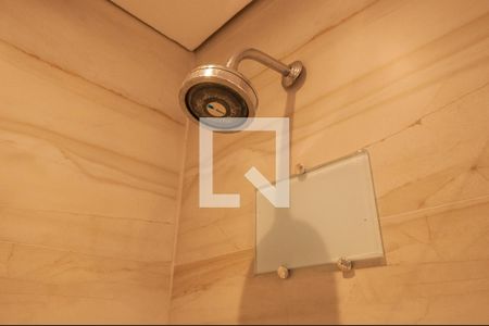 Apartamento à venda com 84m², 2 quartos e 2 vagas Apartamento à venda com 84m², 2 quartos e 2 vagasBanheiro Corredor