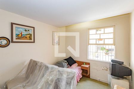 Casa à venda com 473m², 3 quartos e 4 vagas Casa à venda com 473m², 3 quartos e 4 vagasQuarto de serviço