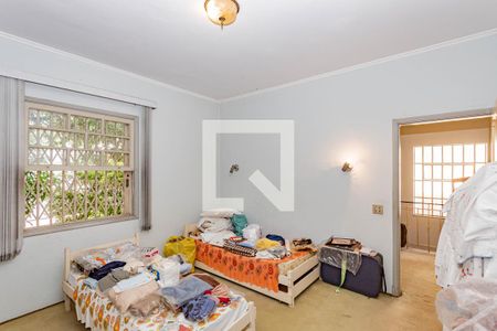 Casa à venda com 473m², 3 quartos e 4 vagas Casa à venda com 473m², 3 quartos e 4 vagasQuarto