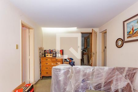 Casa à venda com 473m², 3 quartos e 4 vagas Casa à venda com 473m², 3 quartos e 4 vagasQuarto de serviço