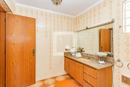 Casa à venda com 473m², 3 quartos e 4 vagas Casa à venda com 473m², 3 quartos e 4 vagasBanheiro da Suíte 2