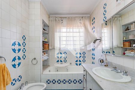 Casa à venda com 473m², 3 quartos e 4 vagas Casa à venda com 473m², 3 quartos e 4 vagasBanheiro Social