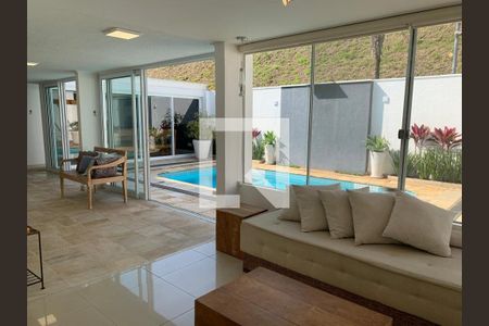 Sala de casa de condomínio à venda com 3 quartos, 360m² em Residencial Zero (tambore), Santana de Parnaíba