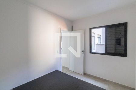 Quarto 1 de apartamento para alugar com 2 quartos, 35m² em Vila Marieta, São Paulo