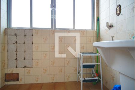 Apartamento à venda com 64m², 2 quartos e 1 vagaÁrea de Serviço