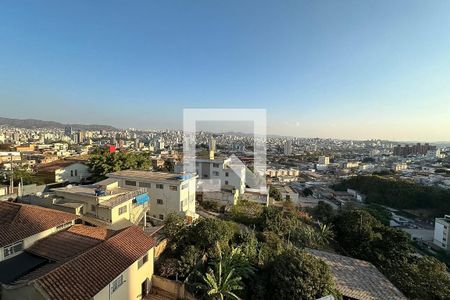 Apartamento à venda com 70m², 3 quartos e 2 vagas Apartamento à venda com 70m², 3 quartos e 2 vagasVista
