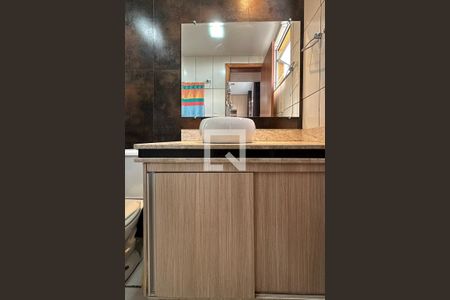 Apartamento à venda com 70m², 3 quartos e 2 vagas Apartamento à venda com 70m², 3 quartos e 2 vagasBanheiro