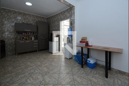 Casa à venda com 440m², 2 quartos e 8 vagasCozinha