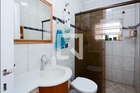 Casa à venda com 440m², 2 quartos e 8 vagasBanheiro Social