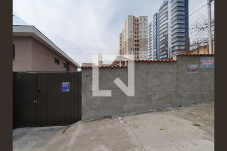 Casa à venda com 440m², 2 quartos e 8 vagasFachada