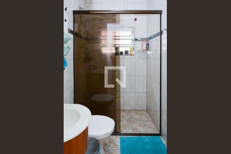 Casa à venda com 440m², 2 quartos e 8 vagasBanheiro Social