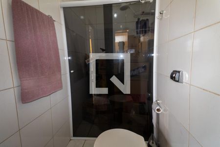 Casa à venda com 300m², 3 quartos e 5 vagas Casa à venda com 300m², 3 quartos e 5 vagasBanheiro 2