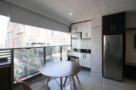 Cozinha de kitnet/studio para alugar com 1 quarto, 30m² em Itaim Bibi, São Paulo