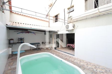 Casa à venda com 200m², 6 quartos e 2 vagasPiscina