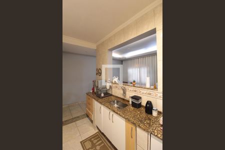 Casa à venda com 200m², 6 quartos e 2 vagasCozinha