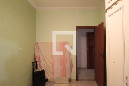 Casa à venda com 200m², 6 quartos e 2 vagasQuarto 2