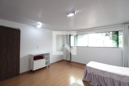 Casa à venda com 200m², 6 quartos e 2 vagasCasa 2 | Quarto 1