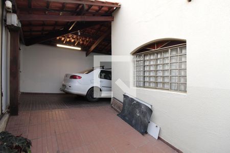 Casa à venda com 200m², 6 quartos e 2 vagasHall de Entrada