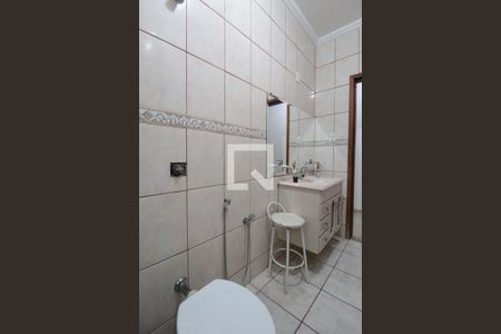 Casa à venda com 200m², 6 quartos e 2 vagasBanheiro Social