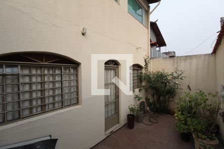 Casa à venda com 200m², 6 quartos e 2 vagasHall de Entrada