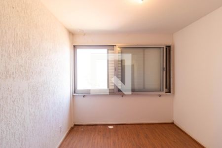 Apartamento à venda com 185m², 3 quartos e 3 vagas Apartamento à venda com 185m², 3 quartos e 3 vagasSuíte