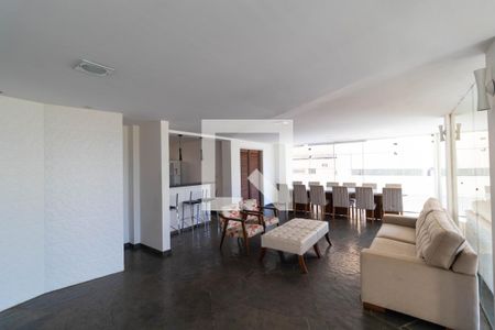 Apartamento à venda com 185m², 3 quartos e 3 vagas Apartamento à venda com 185m², 3 quartos e 3 vagasÁrea comum - Salão de festas