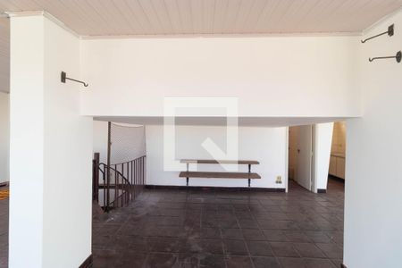 Apartamento à venda com 185m², 3 quartos e 3 vagas Apartamento à venda com 185m², 3 quartos e 3 vagasÁrea comum