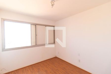 Apartamento à venda com 185m², 3 quartos e 3 vagas Apartamento à venda com 185m², 3 quartos e 3 vagasQuarto 01