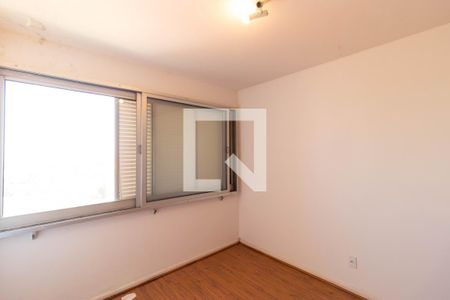 Apartamento à venda com 185m², 3 quartos e 3 vagas Apartamento à venda com 185m², 3 quartos e 3 vagasSuíte
