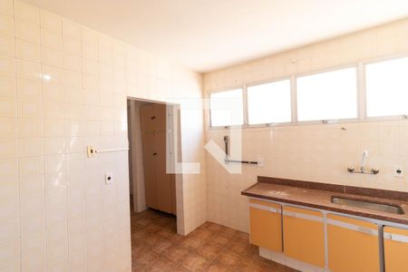Apartamento à venda com 185m², 3 quartos e 3 vagas Apartamento à venda com 185m², 3 quartos e 3 vagasCozinha