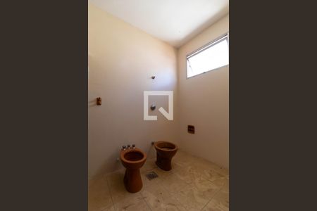 Apartamento à venda com 185m², 3 quartos e 3 vagas Apartamento à venda com 185m², 3 quartos e 3 vagasBanheiro da Suíte