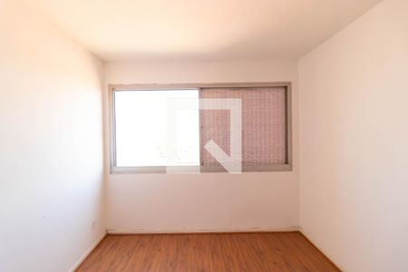 Apartamento à venda com 185m², 3 quartos e 3 vagas Apartamento à venda com 185m², 3 quartos e 3 vagasQuarto 02