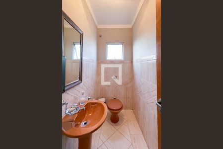Casa à venda com 312m², 3 quartos e 2 vagas Casa à venda com 312m², 3 quartos e 2 vagasLavabo 2