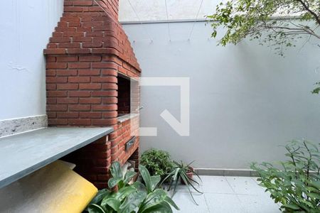 Casa à venda com 312m², 3 quartos e 2 vagas Casa à venda com 312m², 3 quartos e 2 vagasÁrea - Churrasqueira