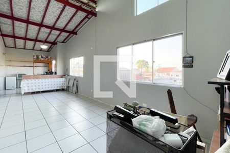 Casa à venda com 312m², 3 quartos e 2 vagas Casa à venda com 312m², 3 quartos e 2 vagasÁrea comum