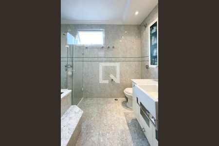 Casa à venda com 312m², 3 quartos e 2 vagas Casa à venda com 312m², 3 quartos e 2 vagasBanheiro - Suíte 2