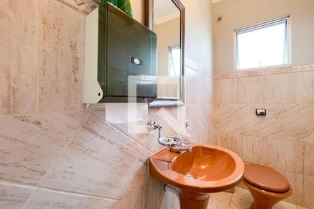Casa à venda com 312m², 3 quartos e 2 vagas Casa à venda com 312m², 3 quartos e 2 vagasLavabo 2
