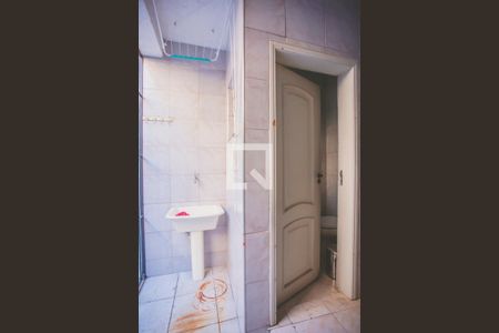 Casa à venda com 112m², 3 quartos e 1 vagaÁrea de Serviço