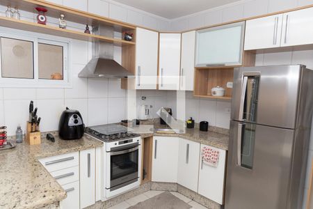 Casa à venda com 135m², 2 quartos e 2 vagas Casa à venda com 135m², 2 quartos e 2 vagasCozinha