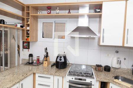 Casa à venda com 135m², 2 quartos e 2 vagas Casa à venda com 135m², 2 quartos e 2 vagasCozinha