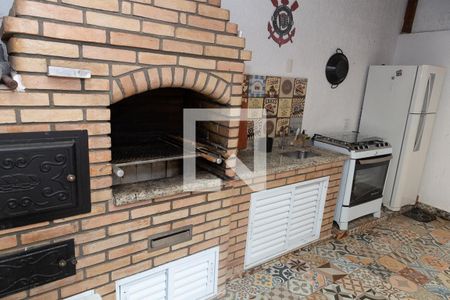 Casa à venda com 135m², 2 quartos e 2 vagas Casa à venda com 135m², 2 quartos e 2 vagasChurrasqueira