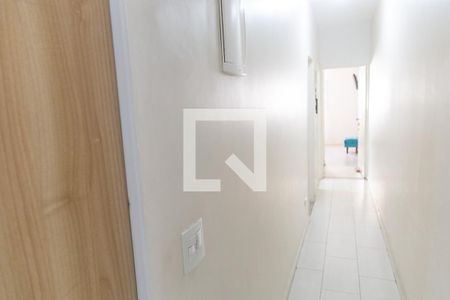 Casa à venda com 135m², 2 quartos e 2 vagas Casa à venda com 135m², 2 quartos e 2 vagasCorredor