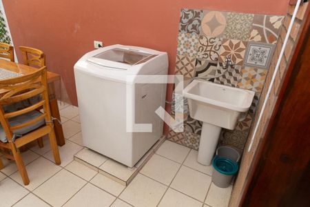 Casa à venda com 135m², 2 quartos e 2 vagas Casa à venda com 135m², 2 quartos e 2 vagasÁrea de Serviço