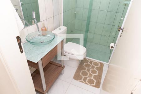 Casa à venda com 135m², 2 quartos e 2 vagas Casa à venda com 135m², 2 quartos e 2 vagasBanheiro Social